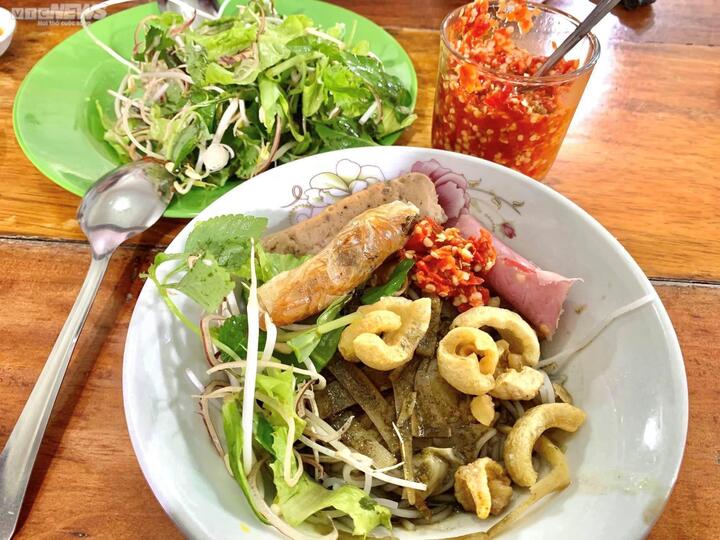 Bún cua thối đặc sản Gia Lai